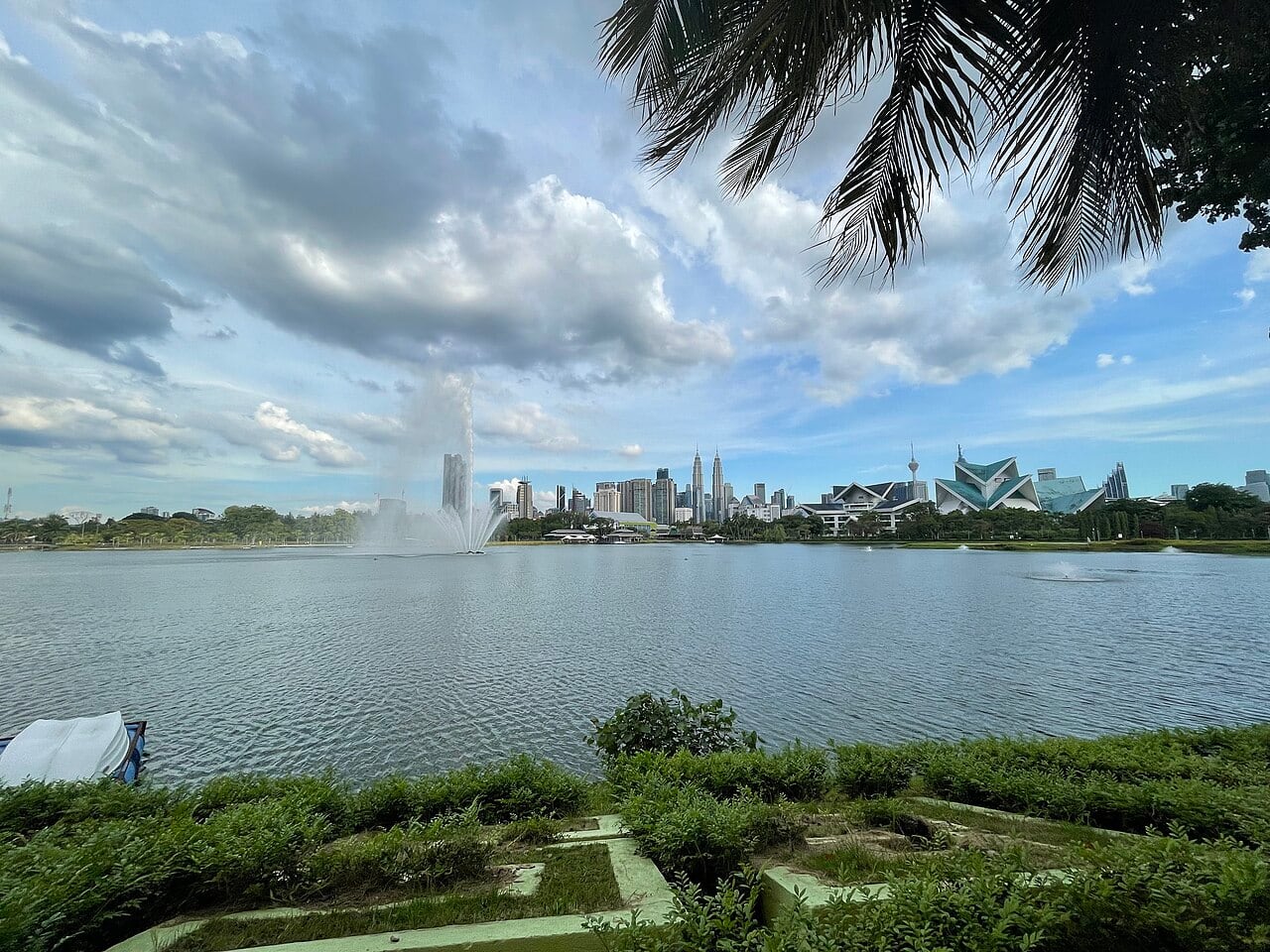Gambar 2 Titiwangsa Lake Gardens