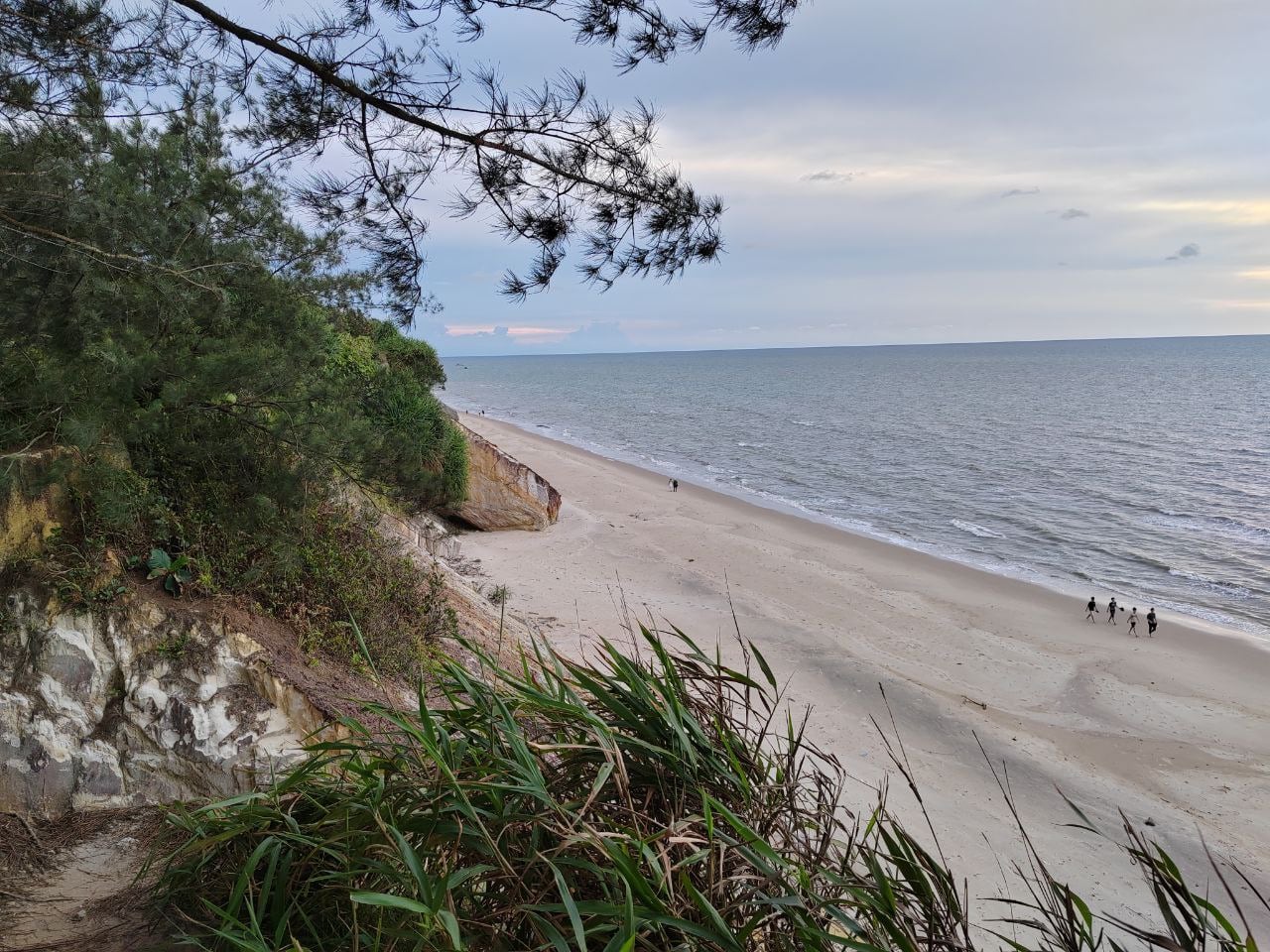Gambar 3 Tusan Beach Subis