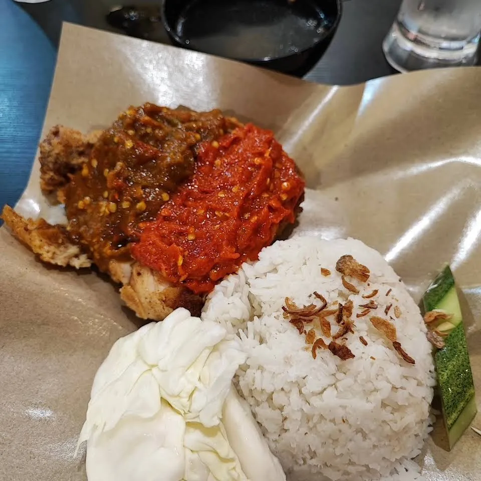 Universal Sambal — foto sebenar 2