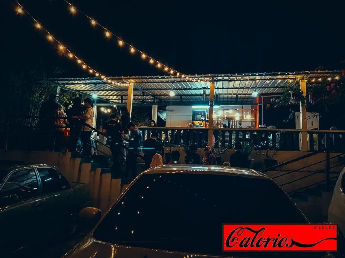 Warung Calories — foto sebenar 4
